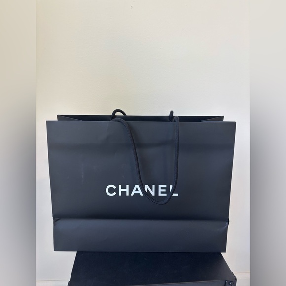 Chanel gift bag large size - Picture 3 of 6